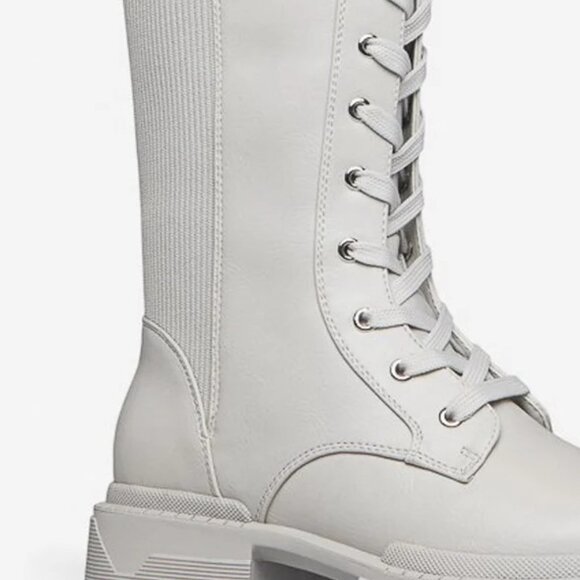 Arlette Lace-Up Flat Boot - Picture 5 of 5